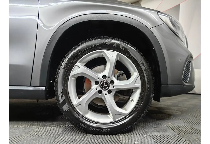 Mercedes-Benz GLA 200 7G-DCT (150 л.с.) Особая серия Серый в АВИЛОН. Слайд №9