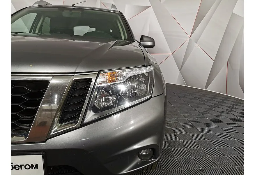Nissan Terrano 2.0 MT AWD (143 л.с.) Серый в АВИЛОН. Слайд №10