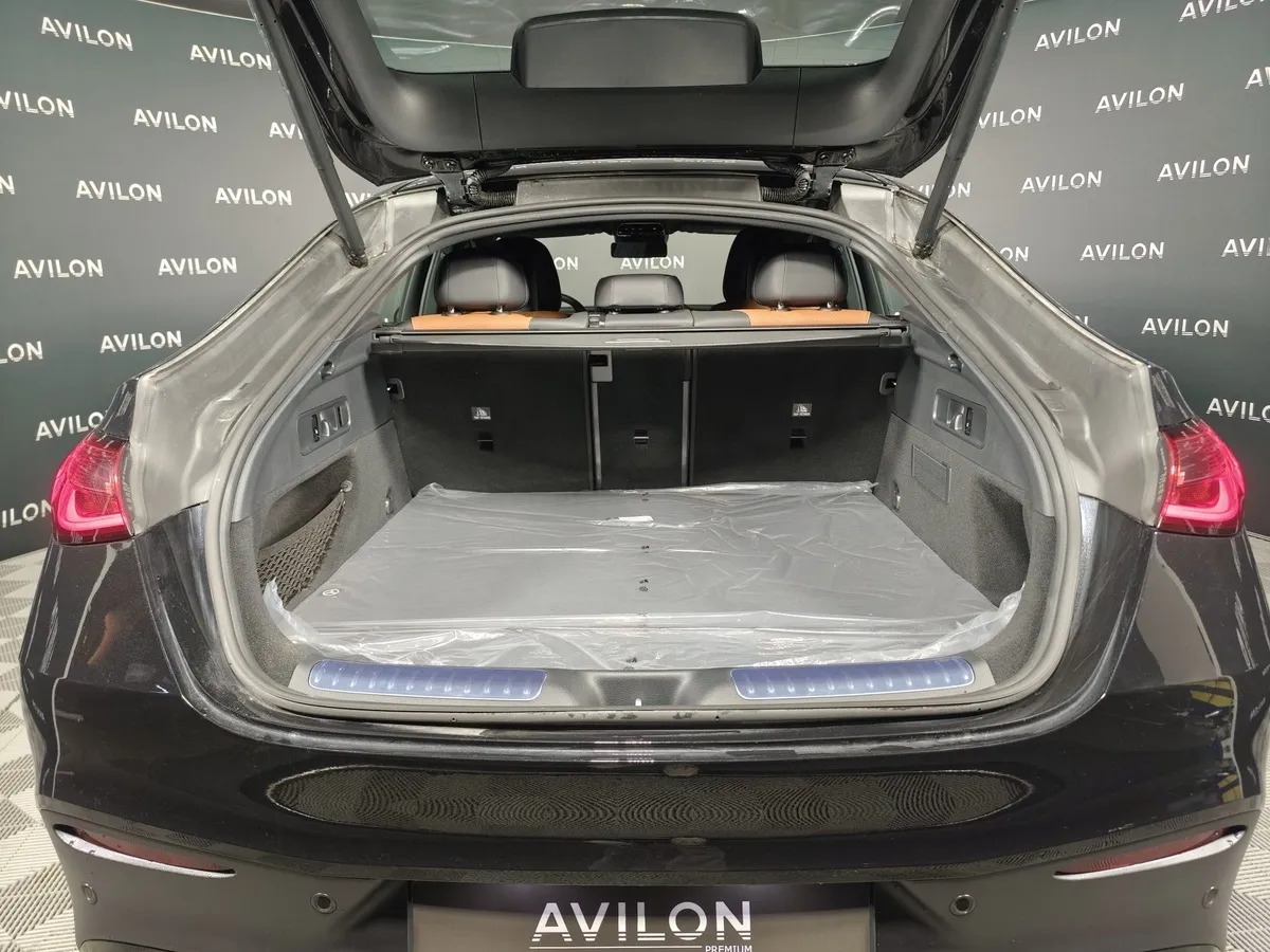 Mercedes-Benz GLC Купе 260 9G-TRONIC 4MATIC (204 л.с.) Черный в АВИЛОН. Слайд №16