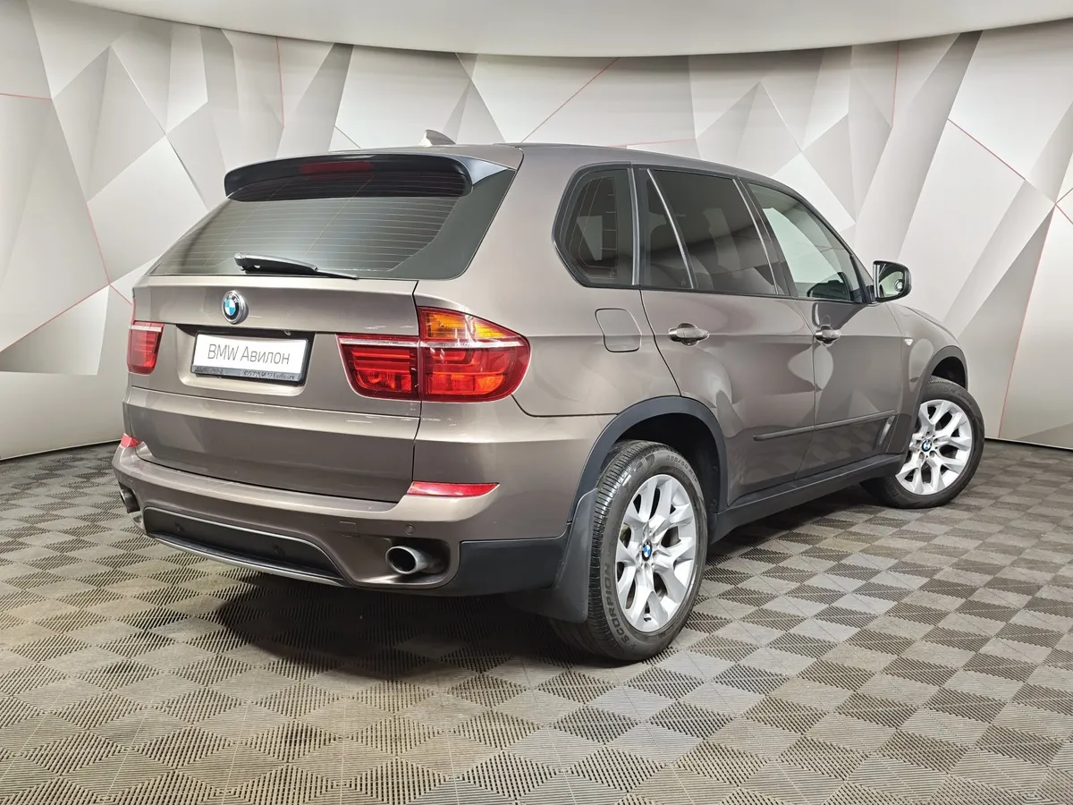 BMW X5 xDrive30d Steptronic (245 л.с.) Коричневый в АВИЛОН. Слайд №2