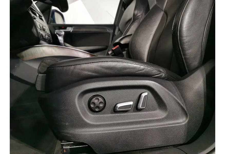 Audi Q5 2.0 TFSI S tronic quattro (249 л.с.) Синий в АВИЛОН. Слайд №20