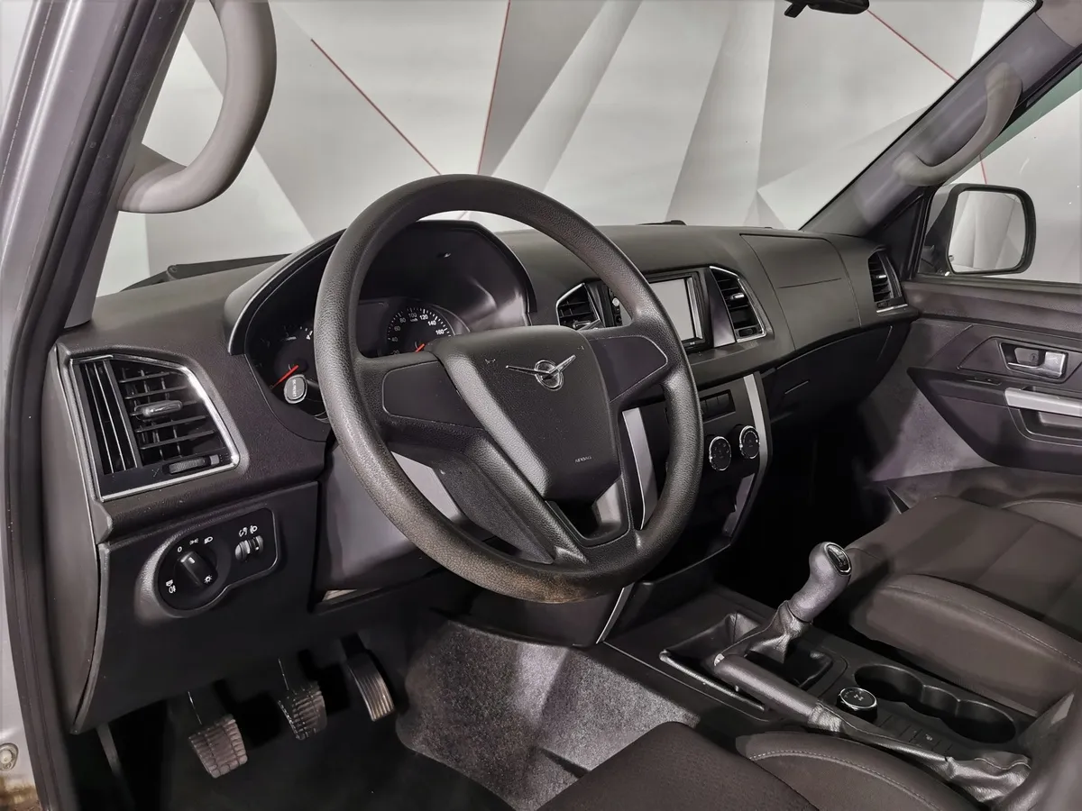 УАЗ Patriot 2.7 MT 4WD (150 л.с.) Максимум Серый в АВИЛОН. Слайд №17