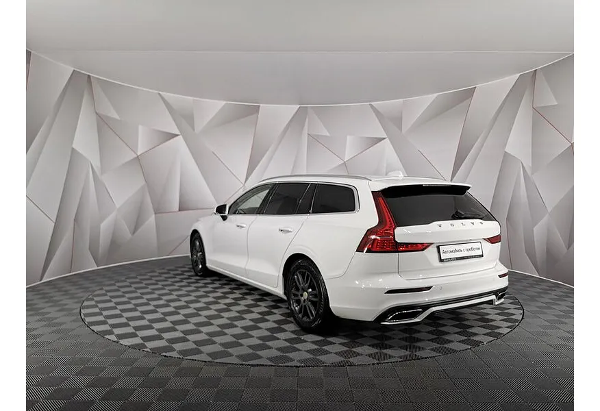 Volvo V60 Cross Country 2.0 D4 AT (190 л.с.) Momentum Белый в АВИЛОН. Слайд №4