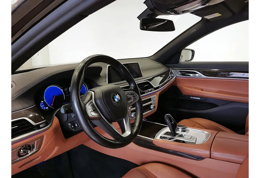 BMW 7 серия 730i Steptronic (258 л.с.) Черный в АВИЛОН. Слайд №12