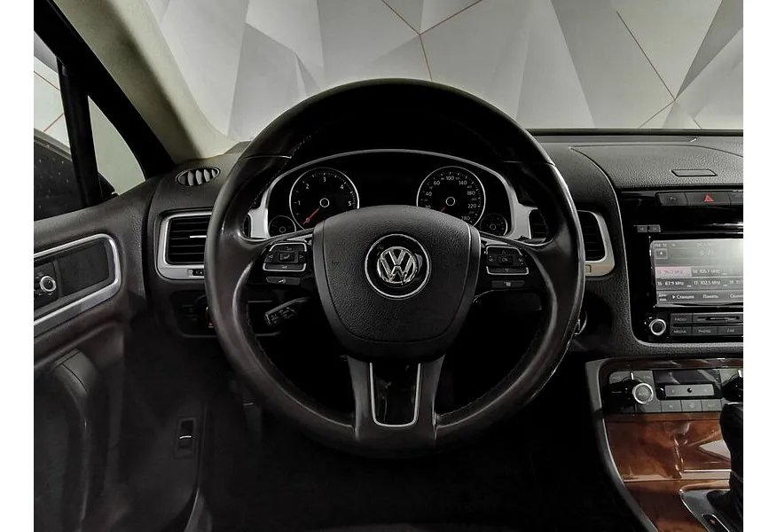 Volkswagen Touareg 3.0 TDI Tiptronic 4Motion (245 л.с.) Коричневый в АВИЛОН. Слайд №20