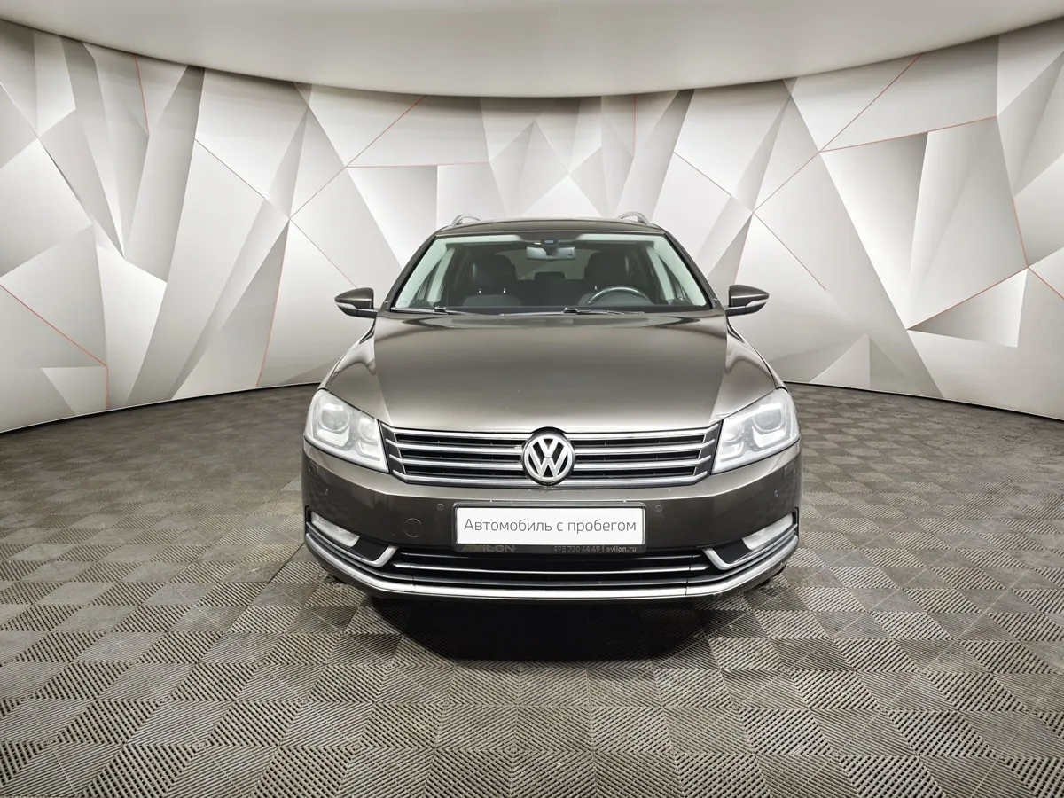 Volkswagen Passat 1.8 TSI DSG (152 л.с.) Коричневый в АВИЛОН. Слайд №7