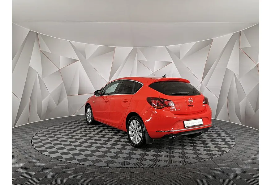 Opel Astra 1.6 Turbo AT (180 л.с.) Красный в АВИЛОН. Слайд №4