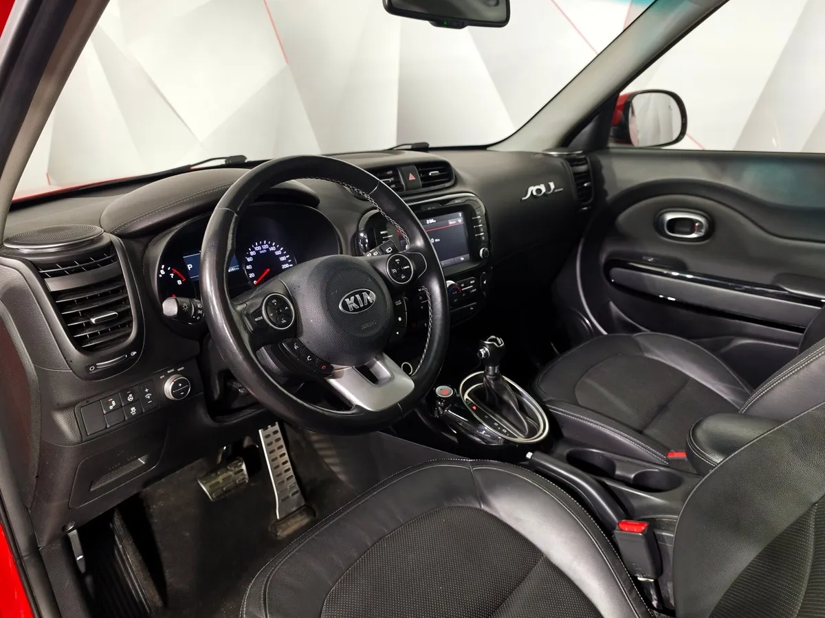 Kia Soul 2.0 MPI AT (150 л.с.) Premium Plus Красный в АВИЛОН. Слайд №19