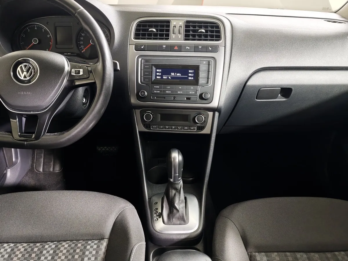 Volkswagen Polo 1.6 Tiptronic (105 л.с.) Comfortline Белый в АВИЛОН. Слайд №15
