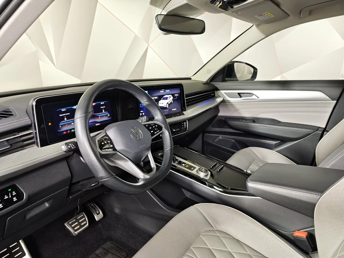 Volkswagen Tavendor 2.0TSI DSG 4WD (220 л.с.) R-Line Cruise Edition Белый в АВИЛОН. Слайд №19