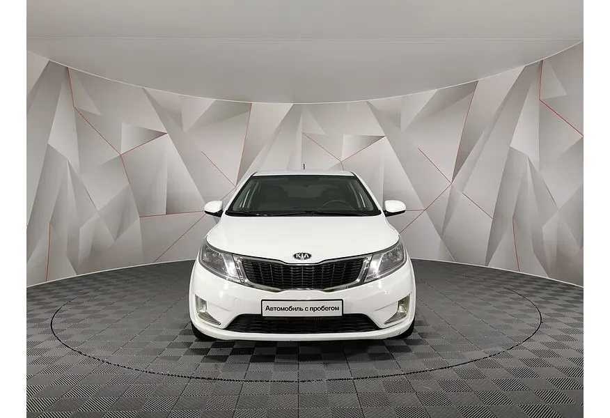 АВИЛОН - Kia Rio 1.4 MT (107 л.с.) Белый - slide 0