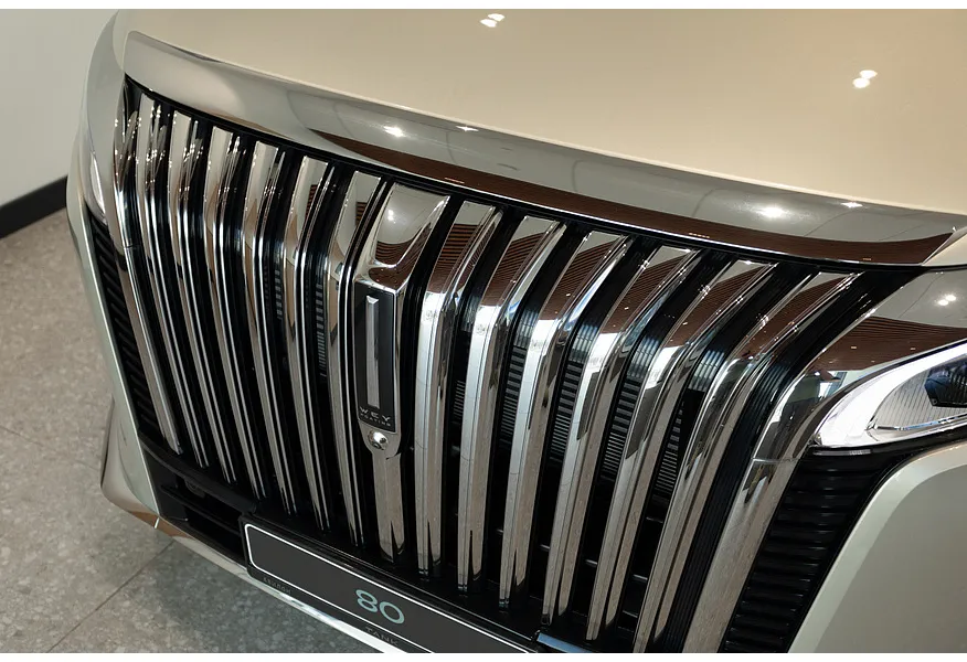 WEY 80 1.5T PHEV AT 4WD (487 л.с.) Premium Золотой в АВИЛОН. Слайд №15