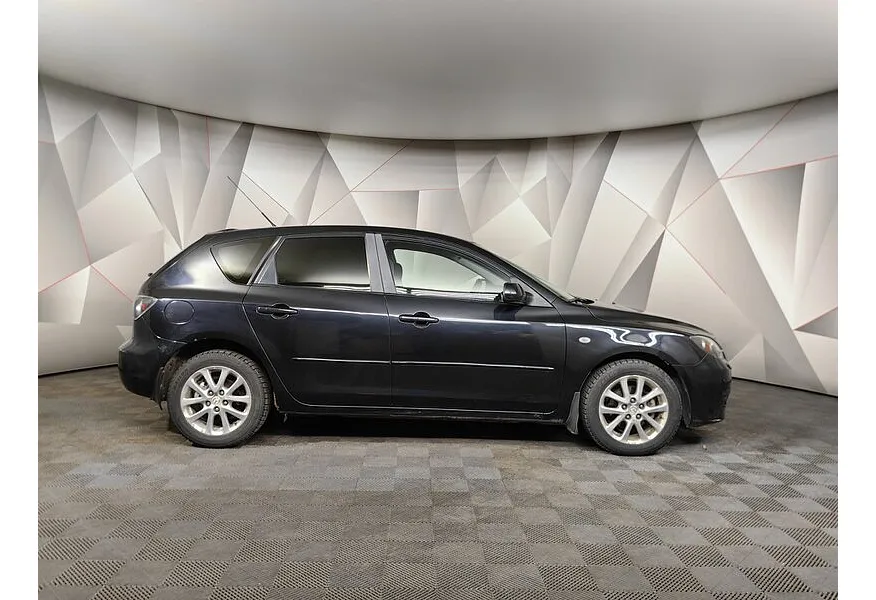 Mazda 3 1.6 AT (105 л.с.) Черный в АВИЛОН. Слайд №6