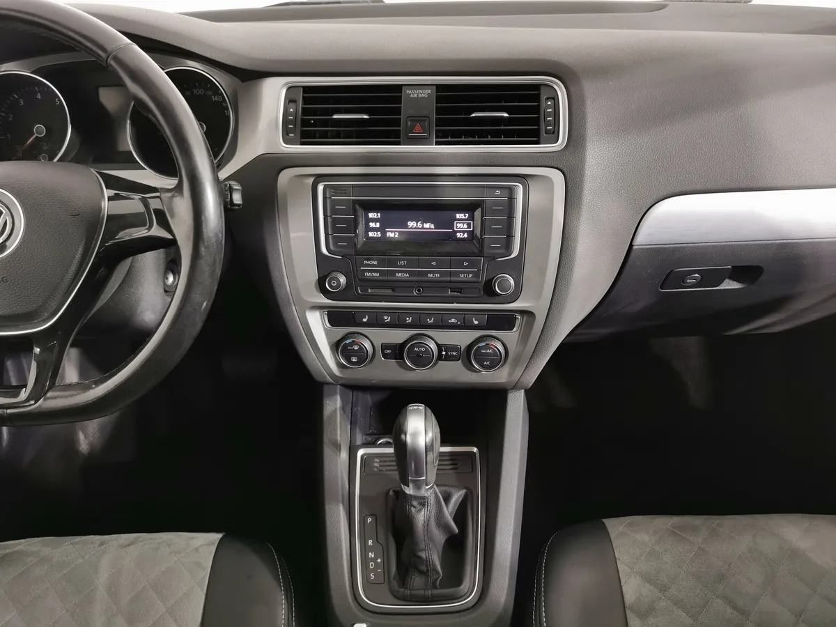 Volkswagen Jetta 1.4 TSI DSG (122 л.с.) Comfortline Коричневый в АВИЛОН. Слайд №13