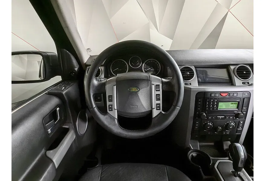 Land Rover Discovery 2.7 TD AT (190 л.с.) Черный в АВИЛОН. Слайд №18