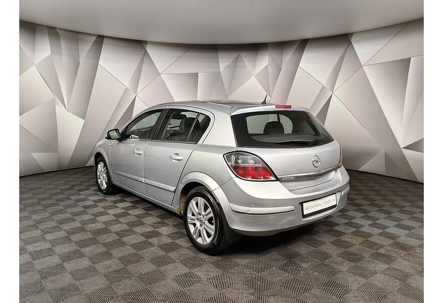 Opel Astra 1.6 AT (115 л.с.) Серебристый в АВИЛОН. Слайд №4