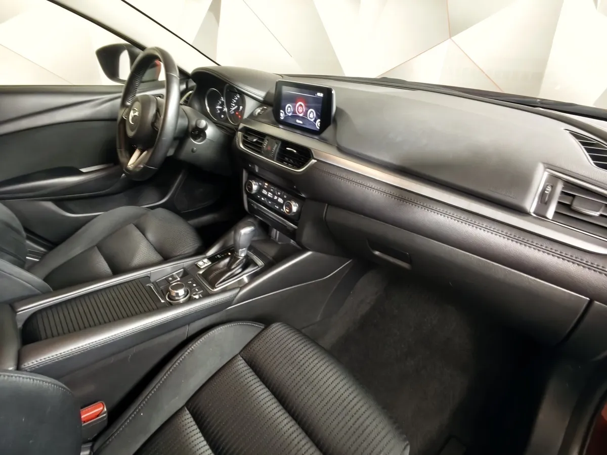 Mazda 6 2.0 SKYACTIV-G AT (150 л.с.) Supreme Красный в АВИЛОН. Слайд №13