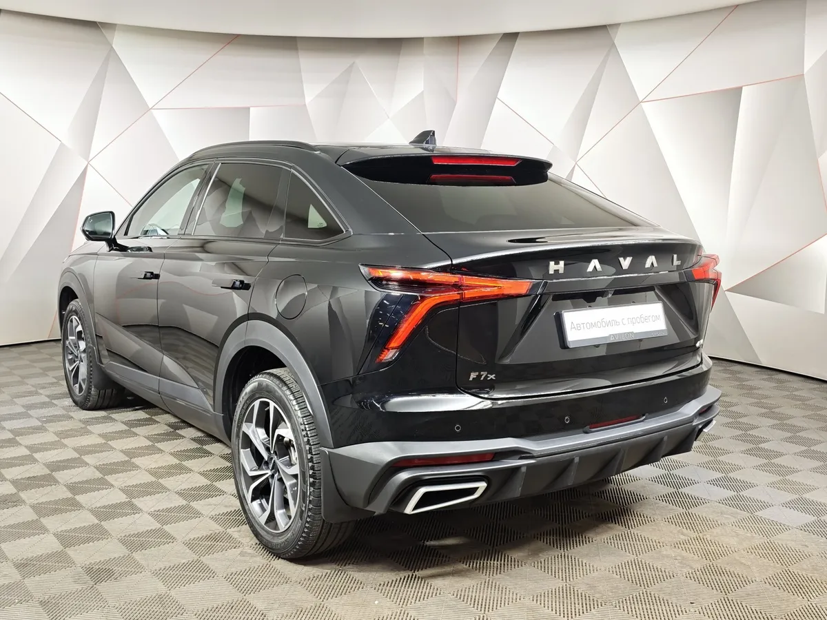 Haval F7x 2.0 DCT 4WD (192 л.с.) Tech Plus Черный в АВИЛОН. Слайд №4