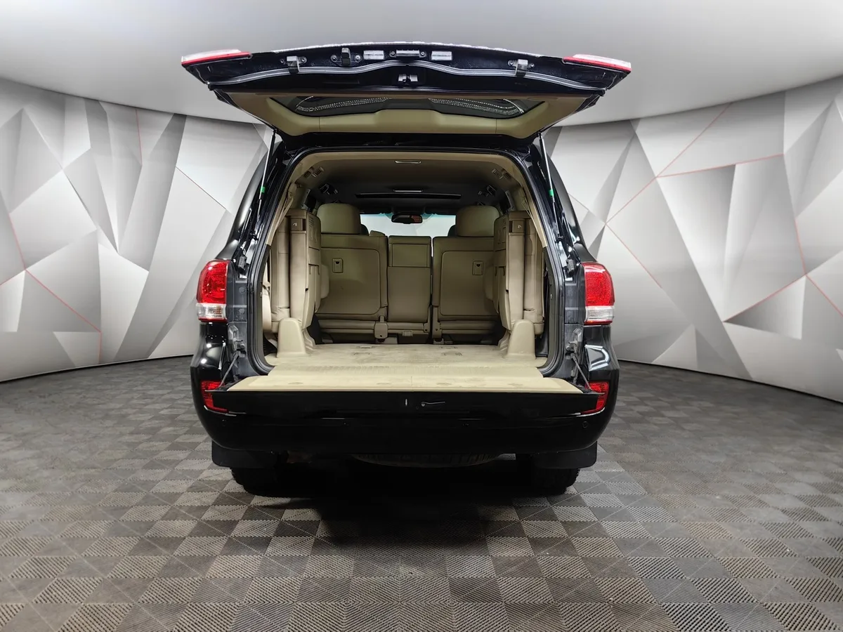 Toyota Land Cruiser 4.5 Twin-Turbo D AT 4WD (5 мест) (235 л.с.) Престиж Черный в АВИЛОН. Слайд №12