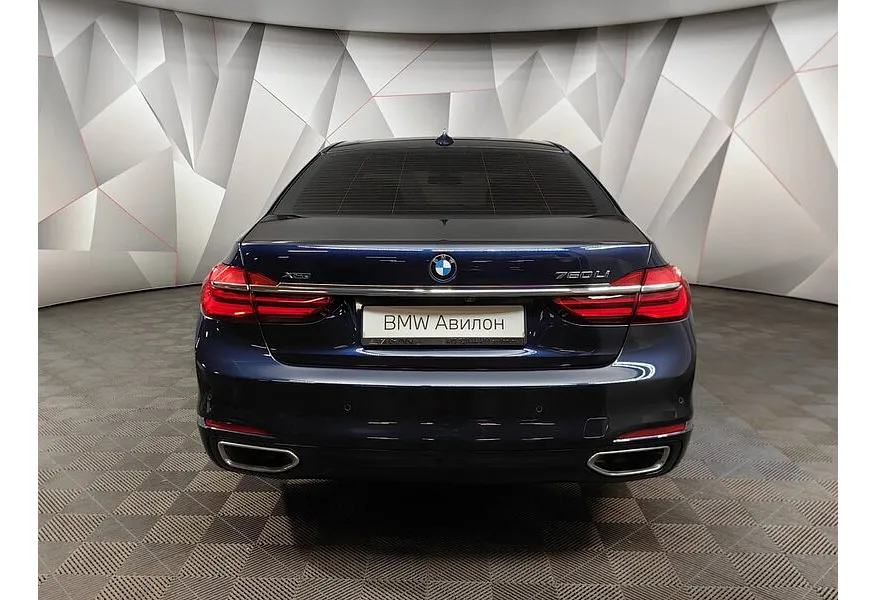 BMW 7 серия 750Li xDrive AT (450 л.с.) Pure Excellence Синий в АВИЛОН. Слайд №5