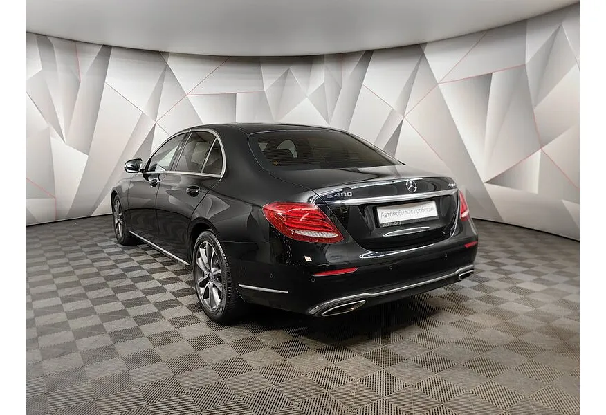 Mercedes-Benz E-Класс E 400 d 4MATIC 9G-TRONIC (333 л.с.) Luxury Черный в АВИЛОН. Слайд №7