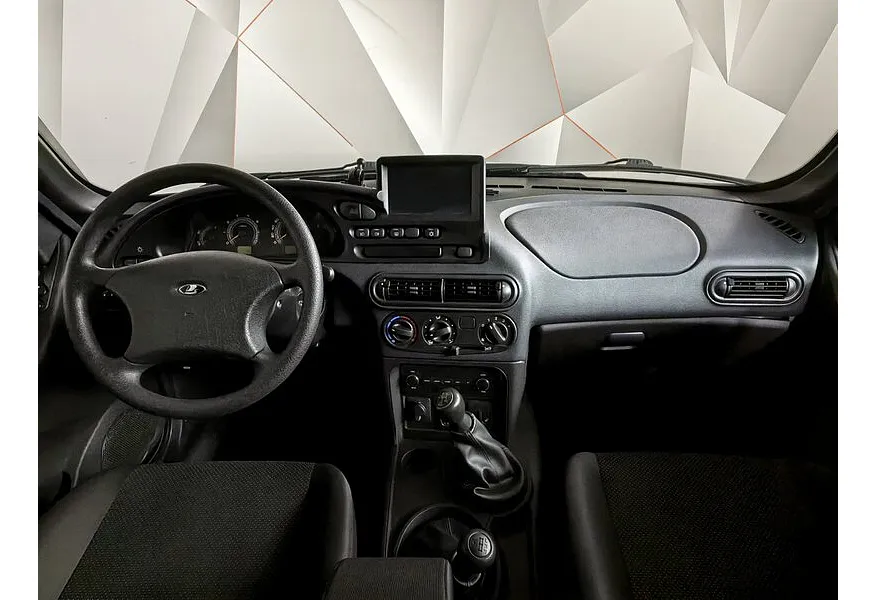 ВАЗ (Lada) Niva 1.7 MT 4WD (80 л.с.) Black Черный в АВИЛОН. Слайд №10