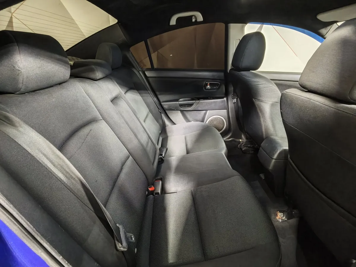 Mazda 3 2.0 AT (150 л.с.) Синий в АВИЛОН. Слайд №14