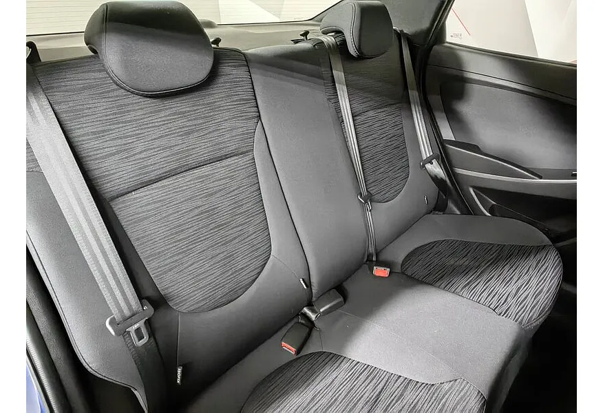 Hyundai Solaris 1.6 AT (123 л.с.) Comfort Синий в АВИЛОН. Слайд №17