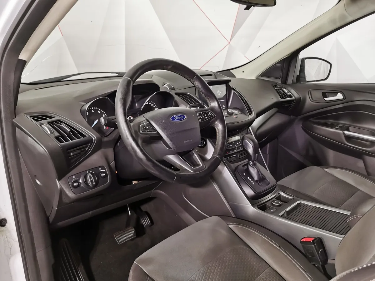 Ford Kuga 1.5 EcoBoost AT AWD (150 л.с.) Trend Plus Белый в АВИЛОН. Слайд №18