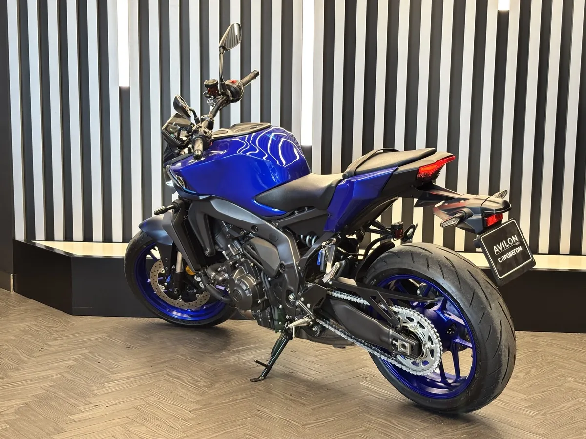 Yamaha MT-09 890 см³ (119 л.с.) (119) 890 Синий в АВИЛОН. Слайд №5
