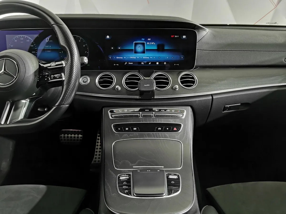Mercedes-Benz E-Класс E 200 4MATIC 9G-TRONIC (184 л.с.) Sport Черный в АВИЛОН. Слайд №15