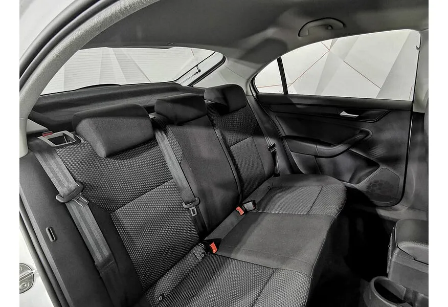 Volkswagen Polo 1.6 MPI AT (110 л.с.) Comfortline Белый в АВИЛОН. Слайд №16 Volkswagen Polo 1.6 MPI AT (110 л.с.) Comfortline Белый в АВИЛОН. Слайд №16