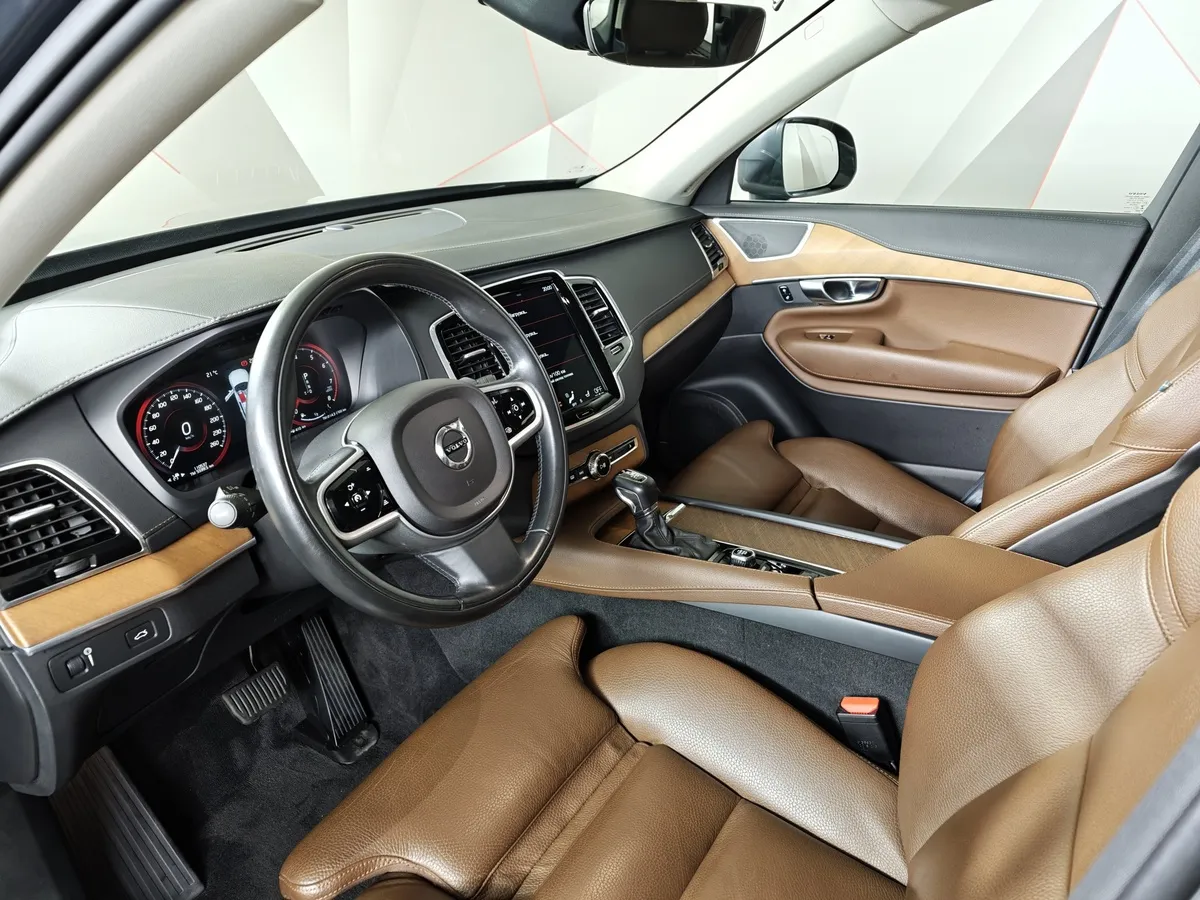 Volvo XC90 2.0 T5 Drive-E AT AWD (5 мест) (249 л.с.) Inscription Серый в АВИЛОН. Слайд №19