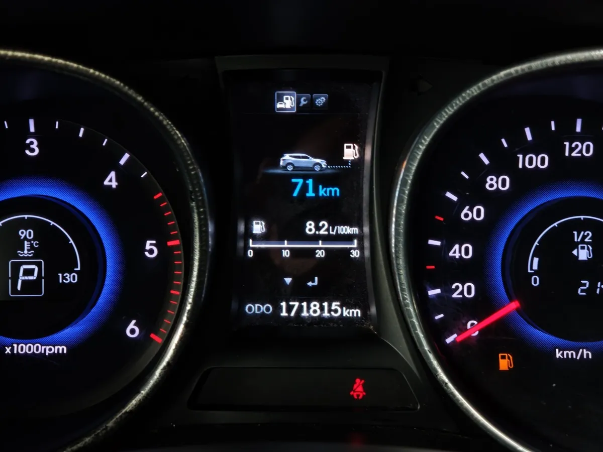 Hyundai Santa Fe 2.2 CRDi MT (197 л.с.) Коричневый в АВИЛОН. Слайд №18