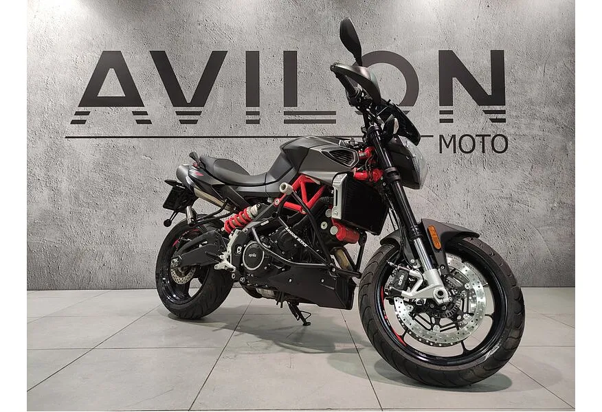 LIVE. Слайд №2