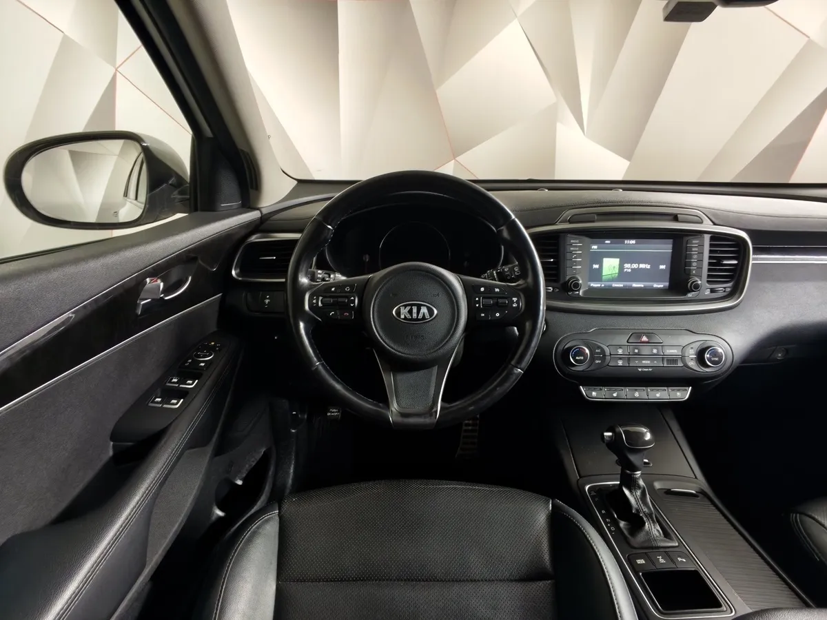 Kia Sorento 2.2 D AT AWD (5 мест) (200 л.с.) Prestige Белый в АВИЛОН. Слайд №20