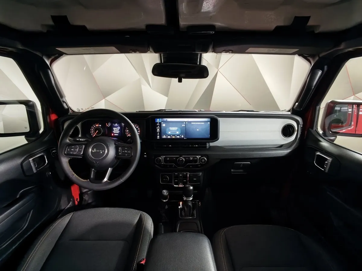 Jeep Wrangler 2.0 AT AWD (272 л.с.) Sport Красный в АВИЛОН. Слайд №14