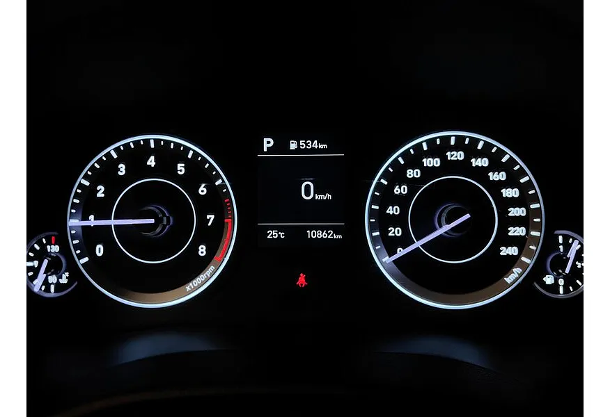 Hyundai Creta 1.6 AT 4WD (121 л.с.) Family Белый в АВИЛОН. Слайд №18