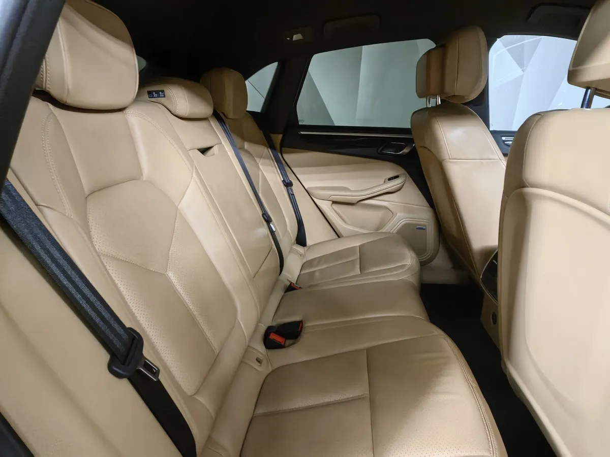 Porsche Macan S Diesel 3.0 PDK AWD (245 л.с.) Коричневый в АВИЛОН. Слайд №16