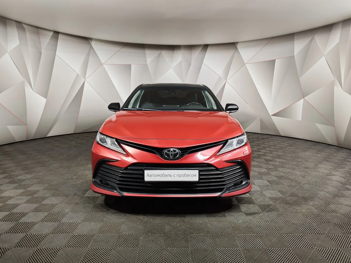 Toyota Camry 2.5 AT (200 л.с.) Красный в АВИЛОН. Слайд №7