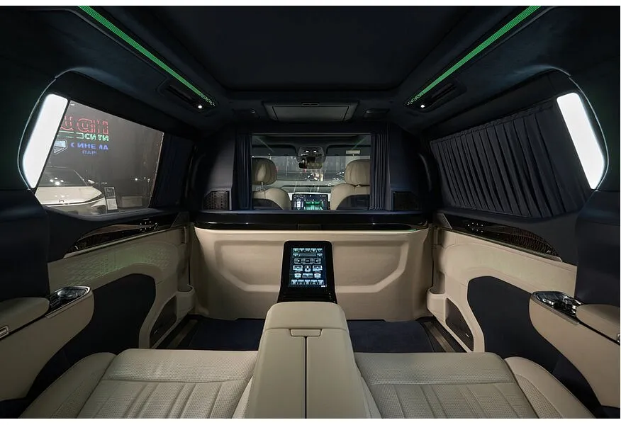 Zeekr 009 AT 4WD (190 л.с.) ME Edition VIP Черный в АВИЛОН. Слайд №3