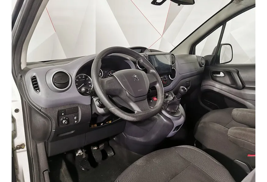 Peugeot Partner 1.6 HDi MT (90 л.с.) Crossway Active Серый в АВИЛОН. Слайд №19