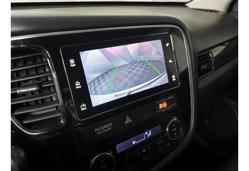 Mitsubishi Outlander 2.4 CVT 4WD (167 л.с.) Белый в АВИЛОН. Слайд №21