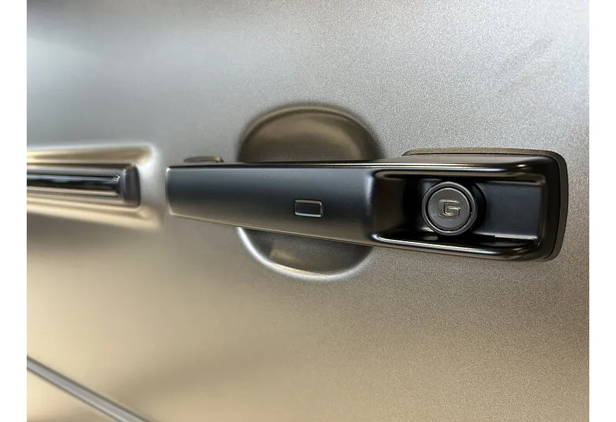 LIVE. Слайд №15