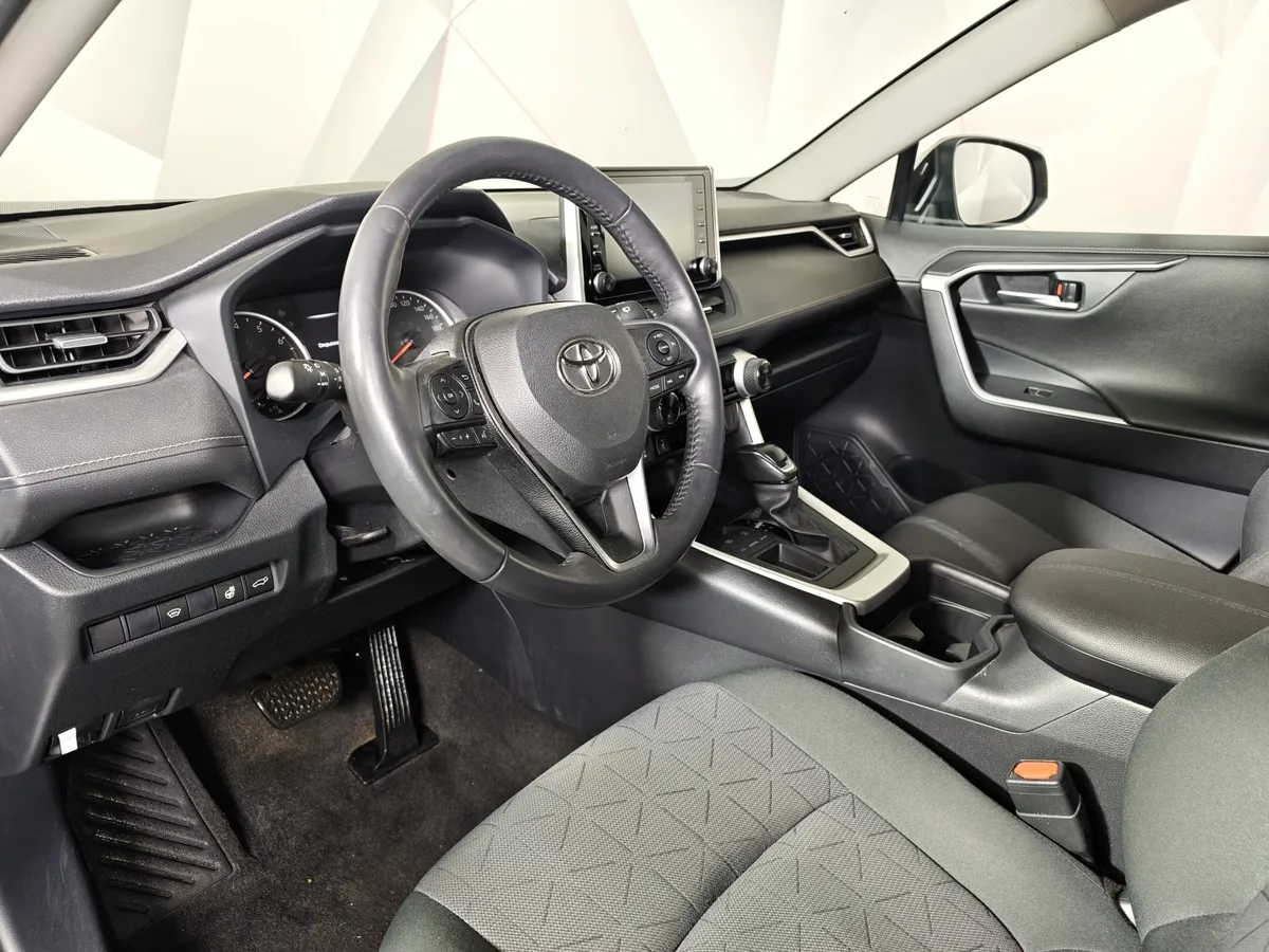 Toyota RAV4 2.0 CVT (149 л.с.) Комфорт Серый в АВИЛОН. Слайд №19