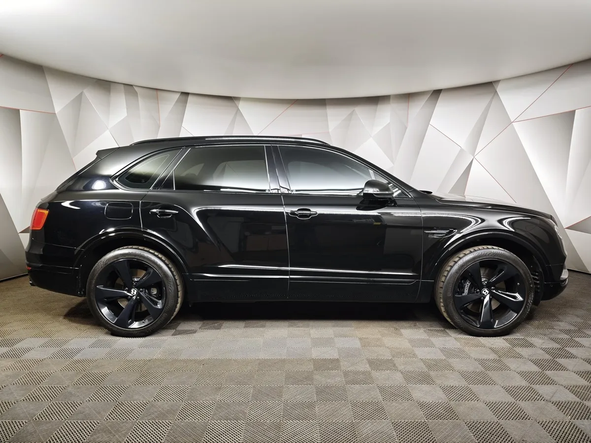 Bentley Bentayga 6.0 AT AWD (608 л.с.) Черный в АВИЛОН. Слайд №6