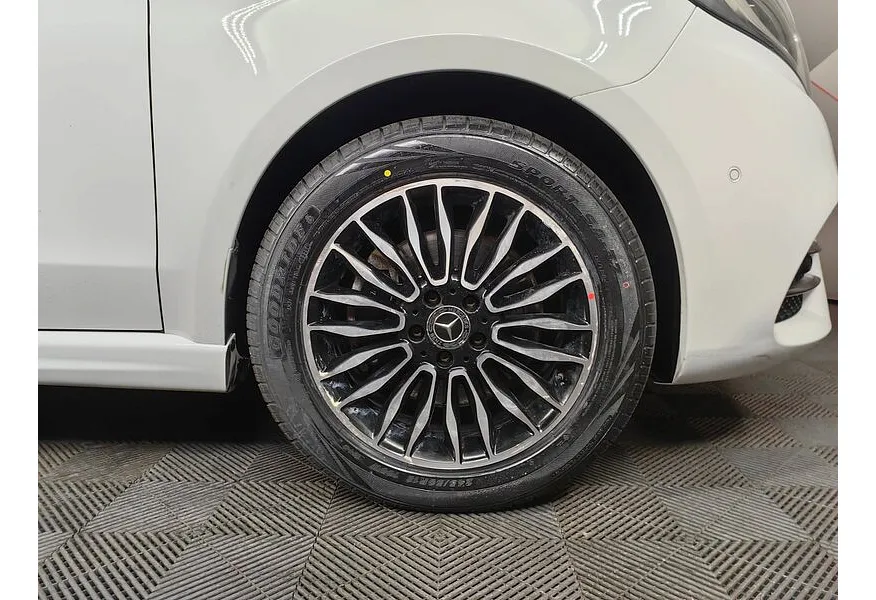 АВИЛОН - Mercedes-Benz V-Класс V 250 d AT L2 4x4 (190 л.с.) Exclusive Белый - slide 19