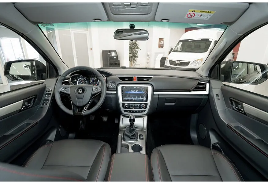 Sollers ST6 2.0G 6MT AWD (176 л.с.) Comfort Черный в АВИЛОН. Слайд №4