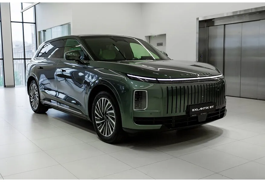 АВИЛОН - EXEED Exlantix ET 1.5 AT 4WD (469 л.с.) Зеленый - slide 1