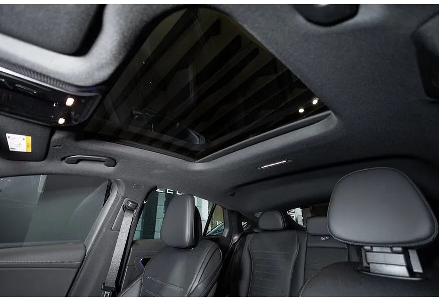 Mercedes-Benz GLC Купе 300 9G-TRONIC 4MATIC (272 л.с.) Черный в АВИЛОН. Слайд №12